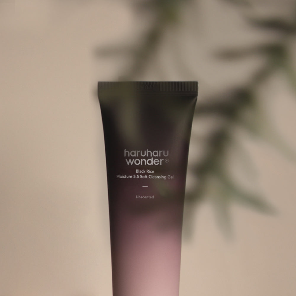 Black Rice Moisture 5.5 Soft Cleansing Gel 100ml